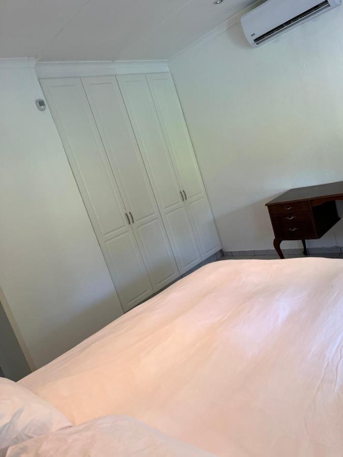 Mtunzi Park, 39 Peaceful Shores Villa Скотбург Екстериор снимка