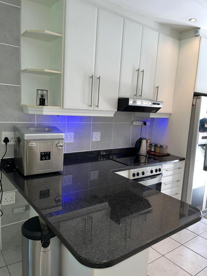 Mtunzi Park, 39 Peaceful Shores Villa Скотбург Екстериор снимка
